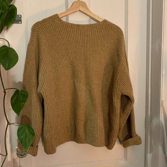Camel Oversized Cozy Knit - Picture 5 of 6